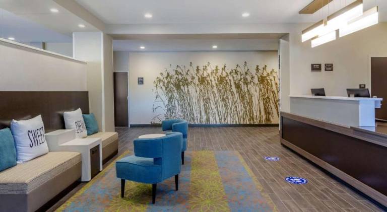 Sleep Inn & Suites Great Falls Airport — photo 3