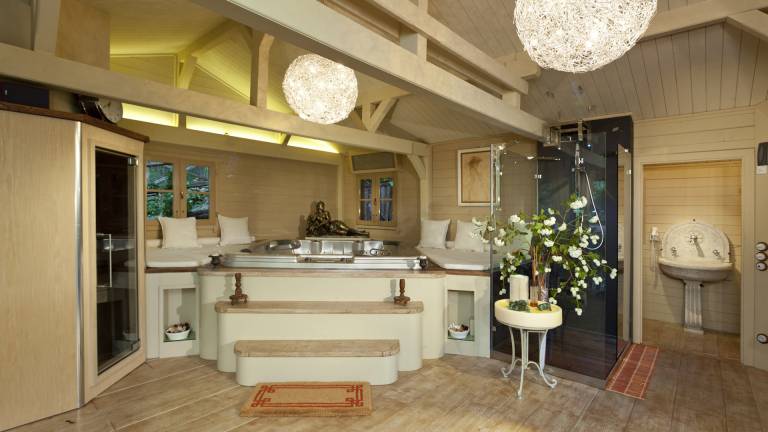 Fully equipped lovely villa with garden, jacuzzi & patio | Suitable for remote work | Pets are welcome — photo 3