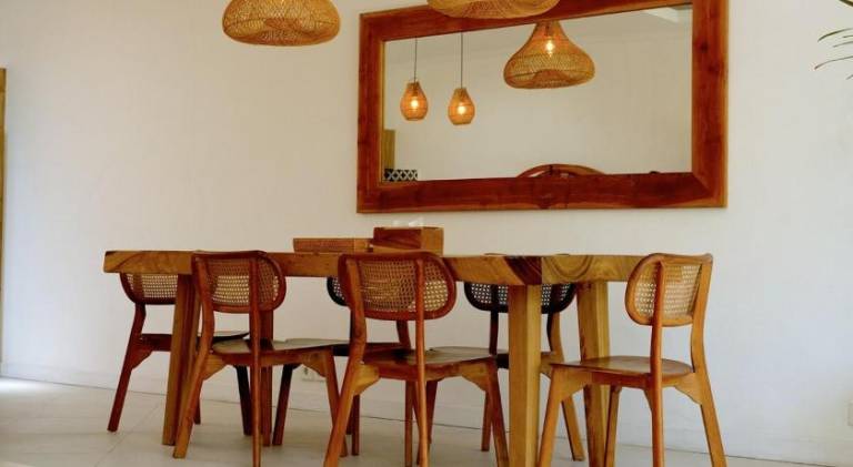 AmoR 1 Rare 3BR Sanctuary Steps from echo beach — photo 5