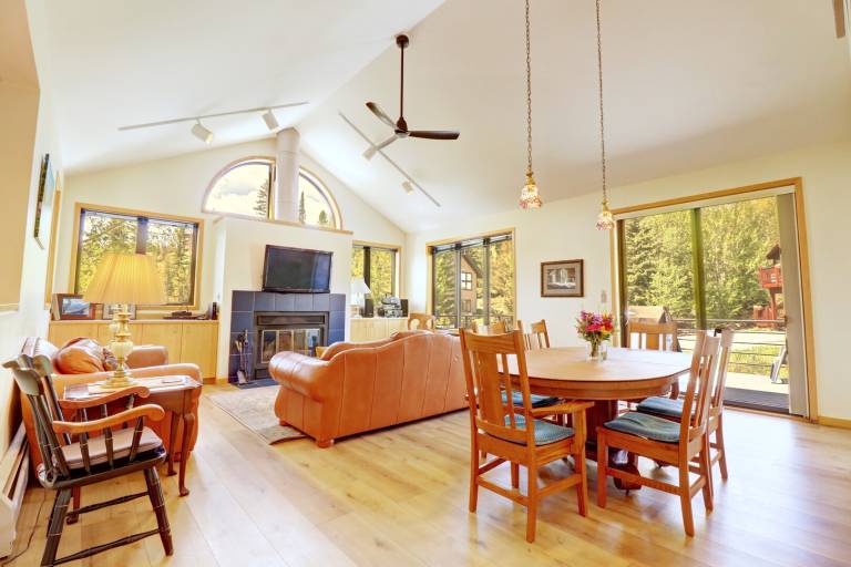 Family-oriented nice vacation home with private pool & terrace | Dogs allowed in Dillon, CO