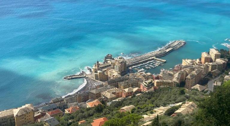 Holiday apartment with 2 rooms for 6 persons in Camogli