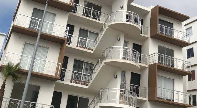 Rental apartment with pool in Ensenada