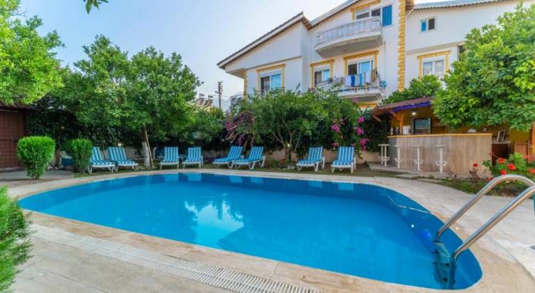 House with private pool, barbecue & yard | Good for workation — photo 3