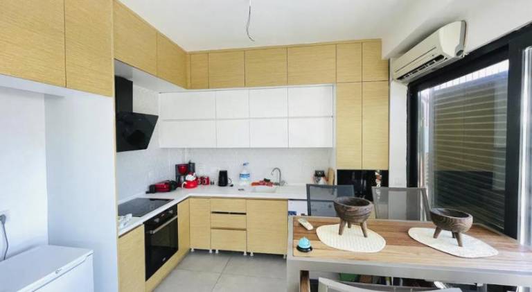 Fully equipped villa with private pool, yard & patio | Pets are welcome — photo 3