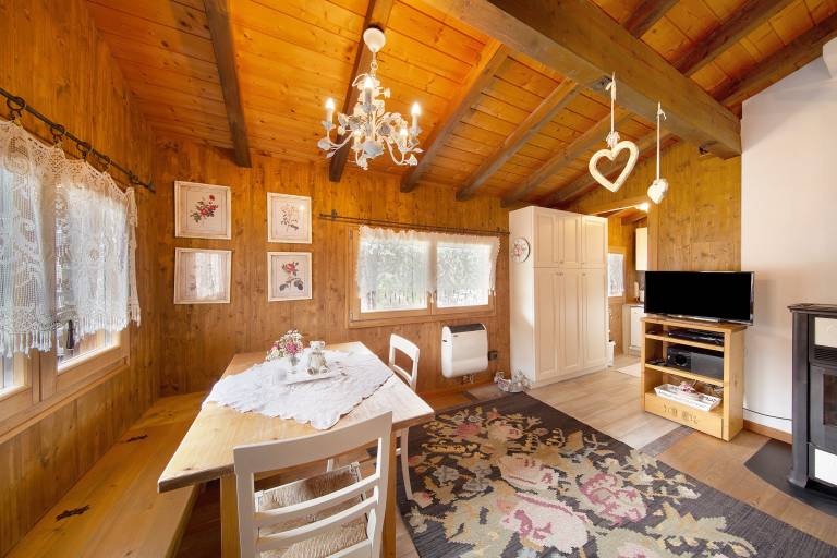 Chalet 'Orserose I Fer Da Stir' with Mountain View, Shared Terrace and Wi-Fi — photo 2
