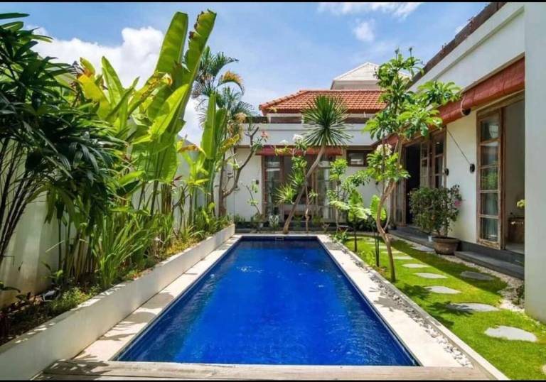Catta Seminyak 4min to the beach in Kuta