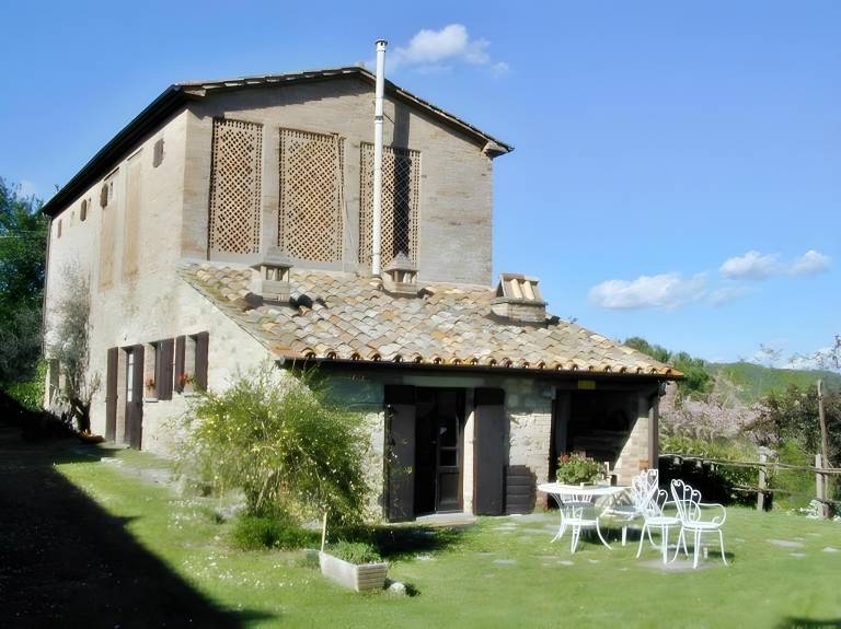 Farm with patio, yard & grill | Dogs allowed in Umbertide