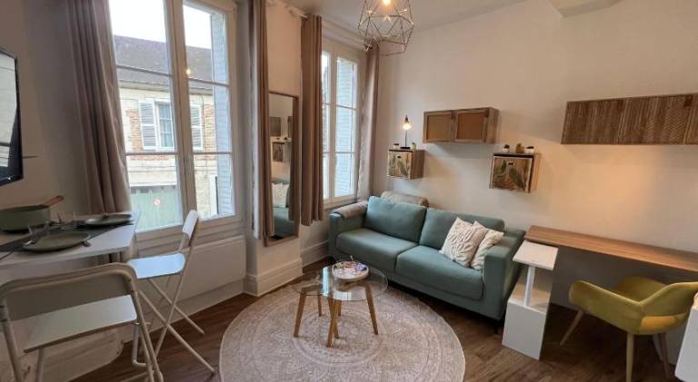 Beautiful apartment | Perfect for remote work | Dogs allowed — photo 2