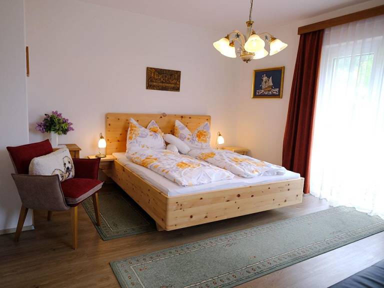 Rental apartment with garden, sauna & pool — photo 4