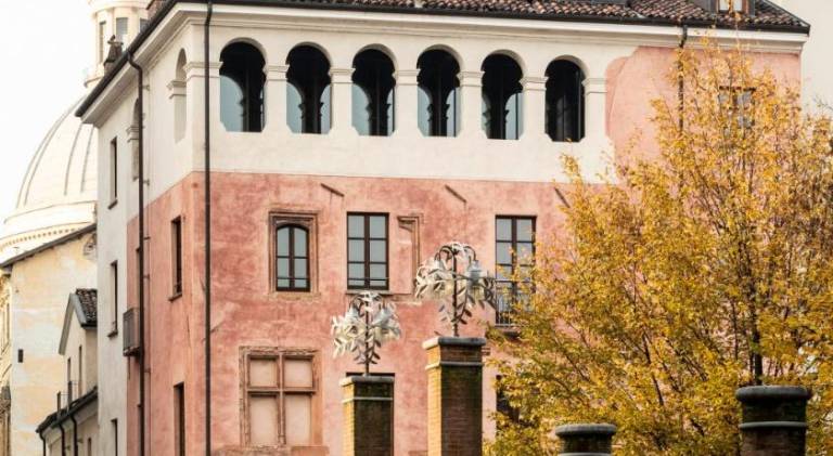 Vacation home with patio | Near Mole Antonelliana in Turin