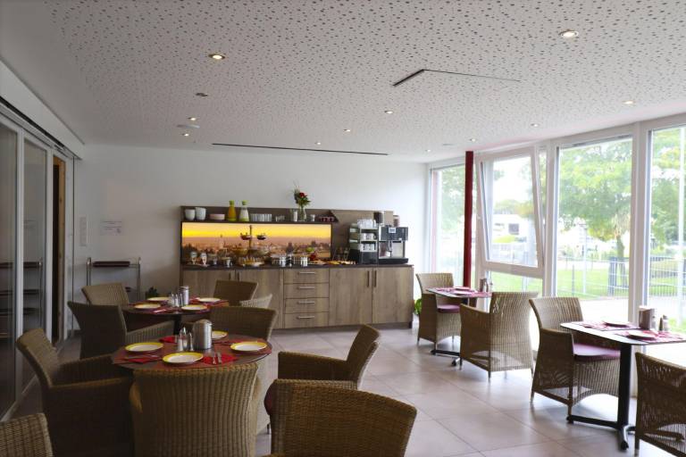 IQ-Hotel — photo 2