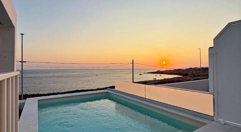 House with private pool & terrace in Patu