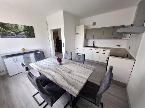 Apartma Pobrežje