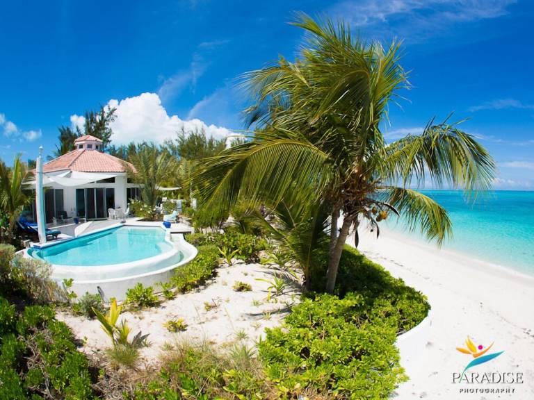 Villa The Bight Settlement