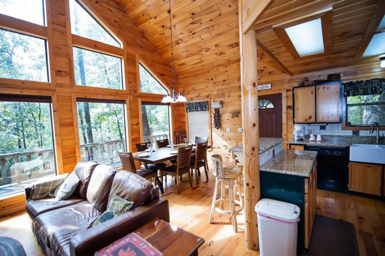 Cabin  Broken Bow