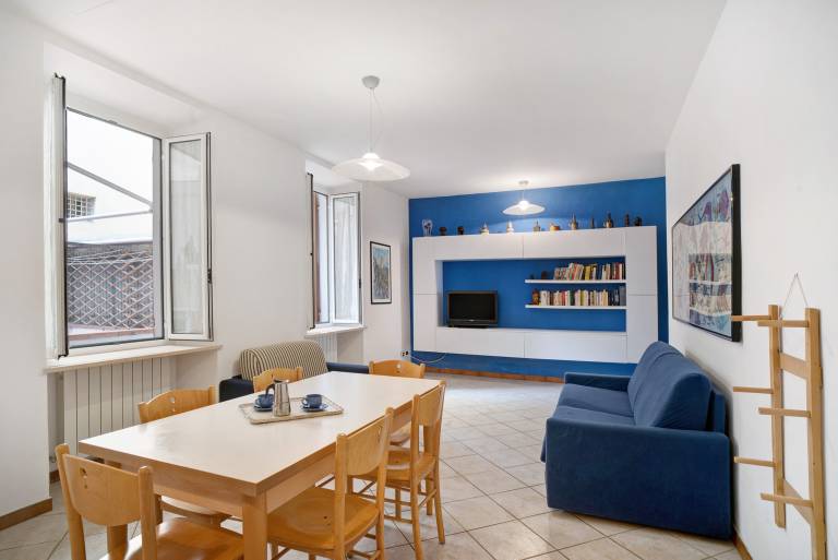 Apartment with terrace | Beach nearby | Dogs allowed in Bordighera