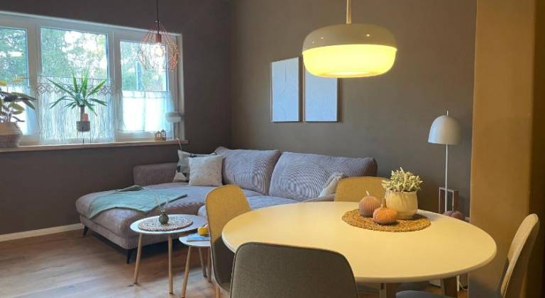 Apartment with yard — photo 2
