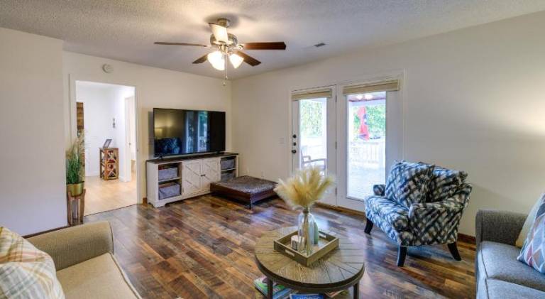 Fully equipped house with yard & barbecue | Pets are welcome — photo 2