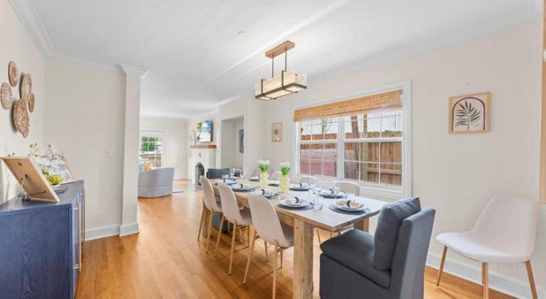 Palm Beach 5BR Cottage!PoolSpaSaunaCold Plunge — photo 3
