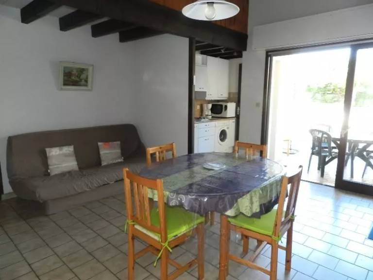 Nice vacation home with barbecue, garden & terrace | Next to the beach | Pets are welcome — photo 3