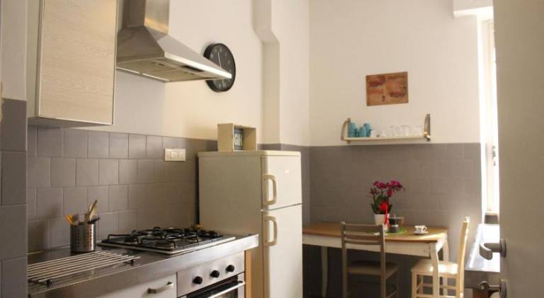 Apartment with 1 room for 4 persons — photo 2