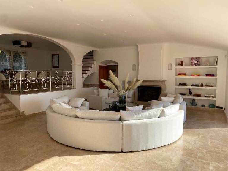 House with garden, grill & private pool | Water view — photo 5