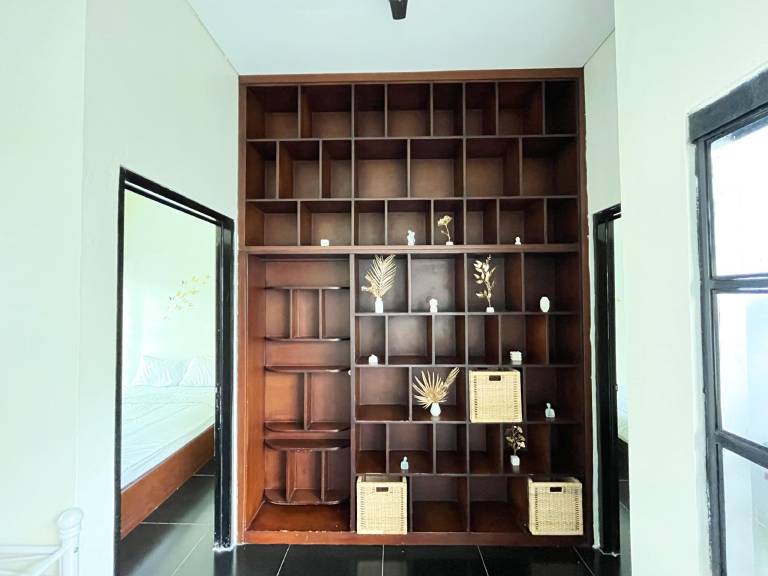 Family-oriented lovely house with yard, terrace & private pool | Suitable for remote work | Pets are welcome — photo 4