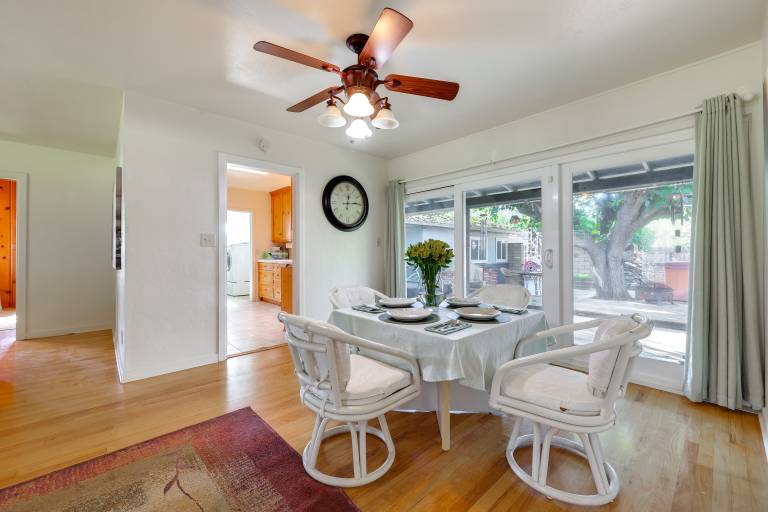 Hot Tub, Patio & Outdoor Games at Visalia Home — photo 2