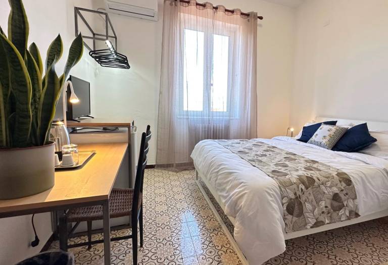 Privatzimmer mit Pool in Casteldaccia, Sizilien f&uuml;r max. 3 Personen