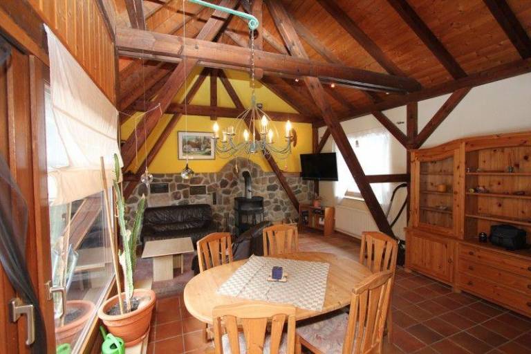 House with terrace — photo 2