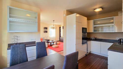 Apartman Biatorbágy