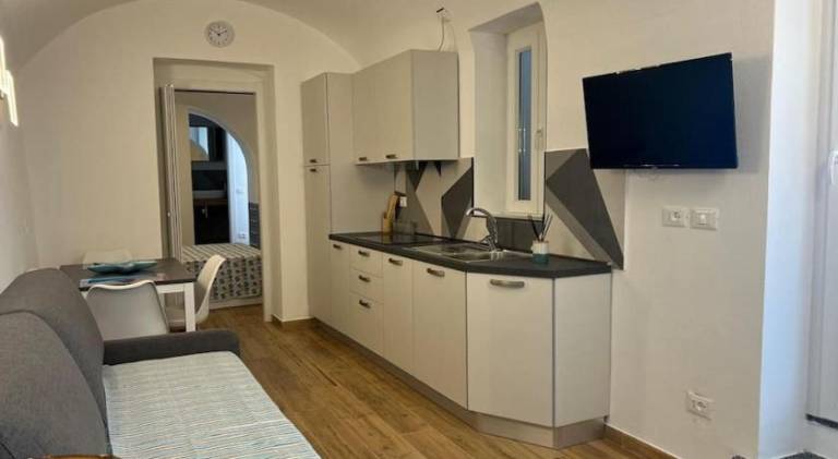 Holiday apartment with 1 room for 4 persons in Loano
