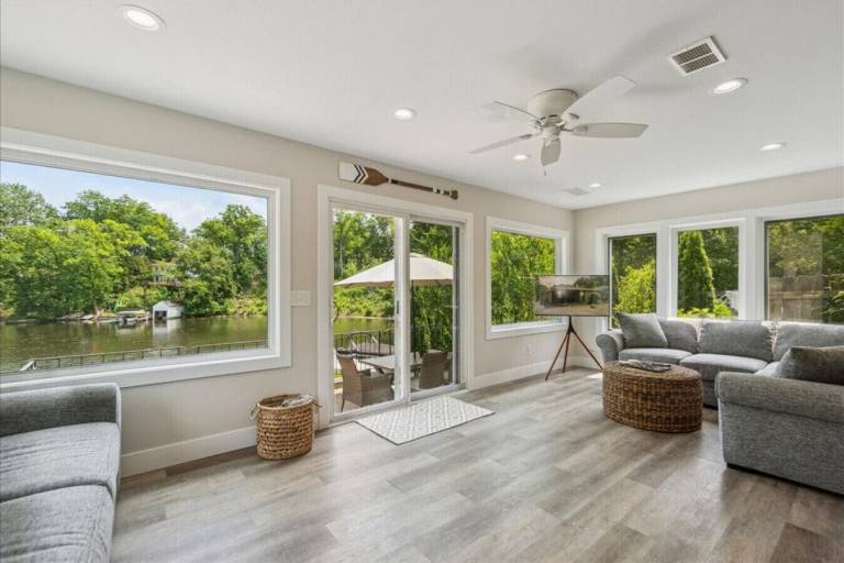 House Lake Orion