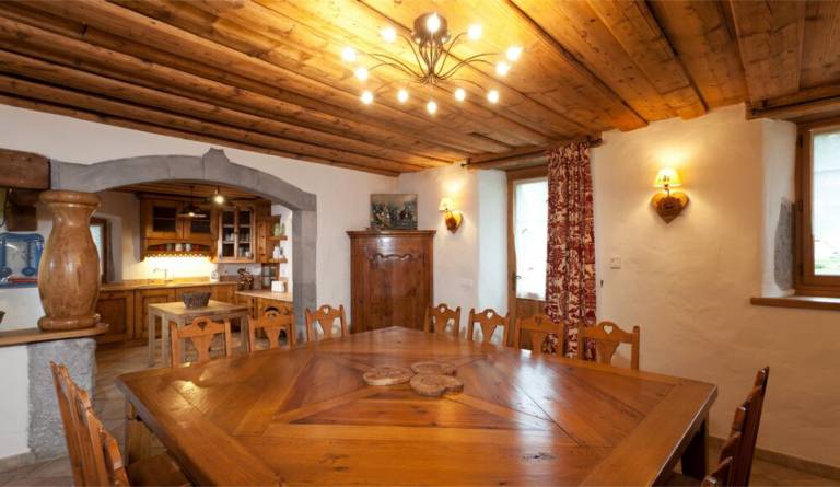 Chalet 'La Ferme Des Fontany' with Mountain View, Private Terrace and Wi-Fi — photo 4