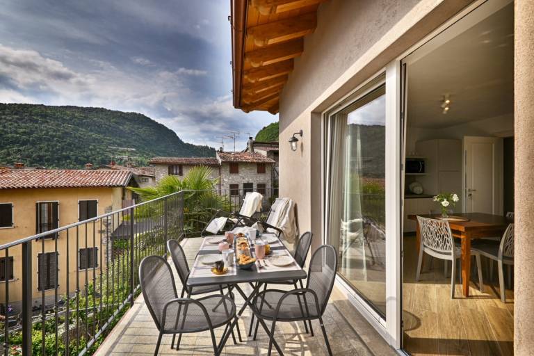 Holiday apartment with 1 room for 4 persons in Tignale