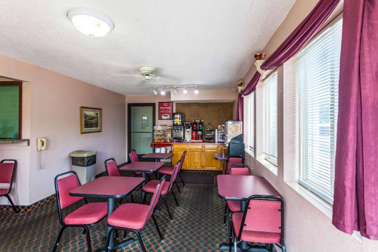 Econo Lodge — photo 3