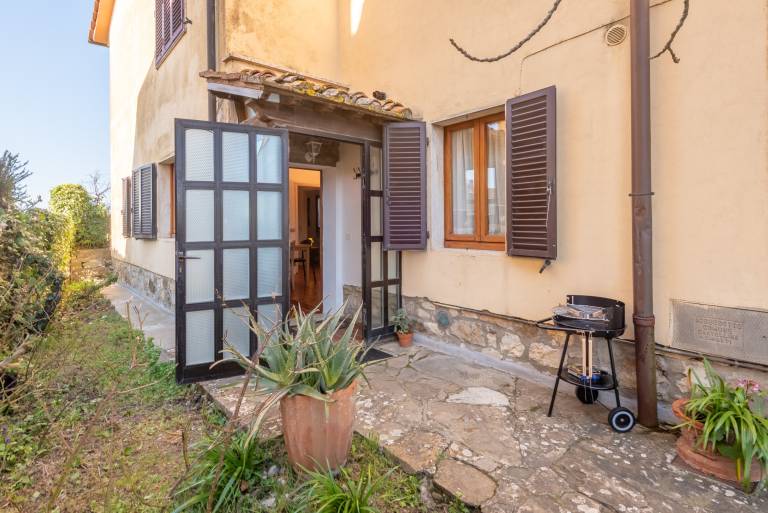 Apartment with fast internet, yard & barbecue | Garden view — photo 3