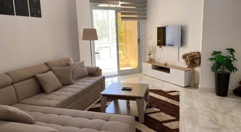 Apartment with pool — photo 2