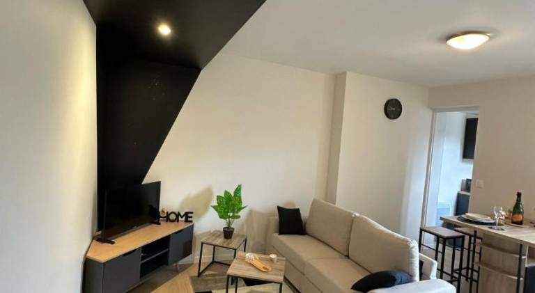 Holiday apartment with 2 rooms for 4 persons in Epernay