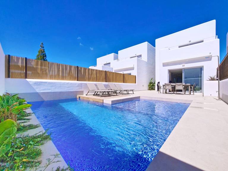 Villa with garden, patio & pool in Murcia