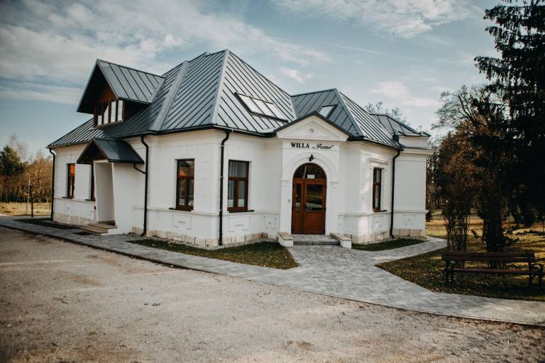 Apartament z hotelowymi udogodnieniami Solec-Zdrój