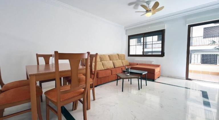 Apartment with patio — photo 5