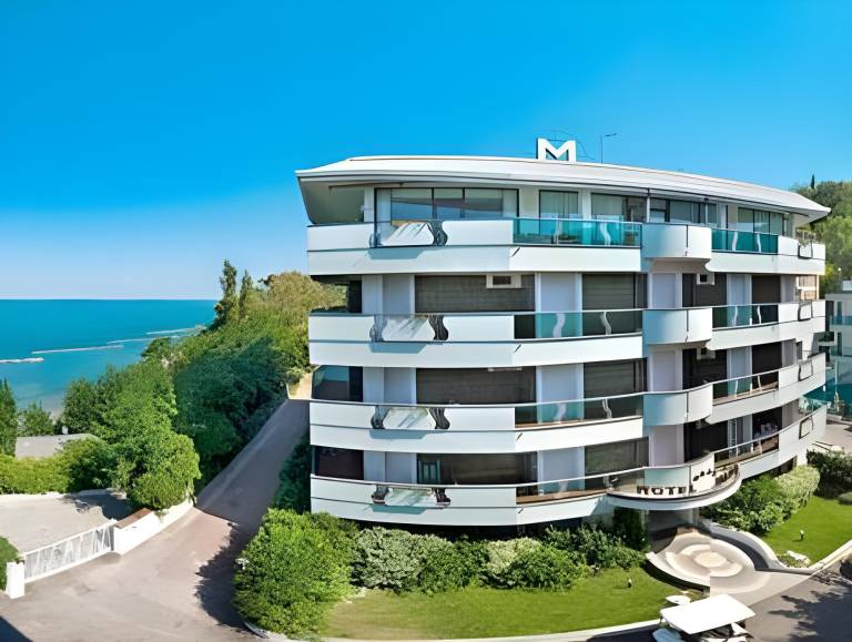 Hotel Majestic in Cattolica