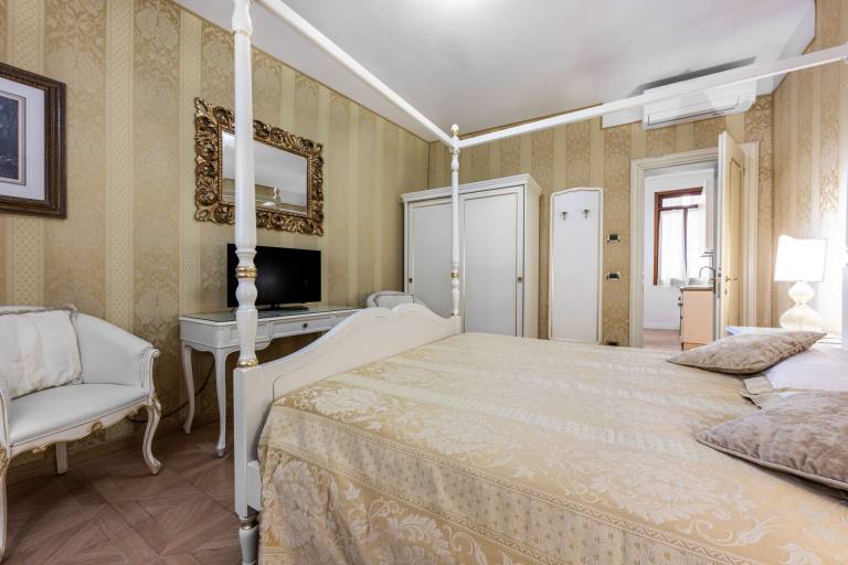 Child-friendly apartment | Close to Rialto Bridge | Pets allowed — photo 3