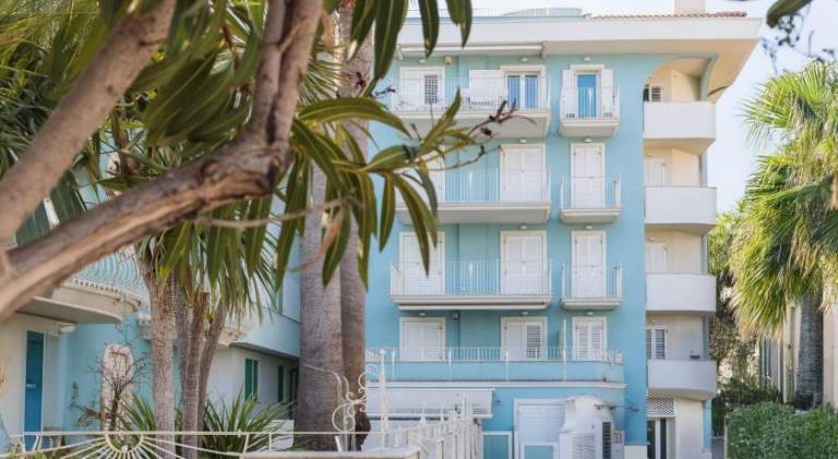 Holiday apartment with 2 rooms for 6 persons — photo 3