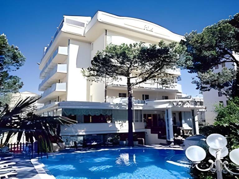 Hotel Alexander in Milano Marittima