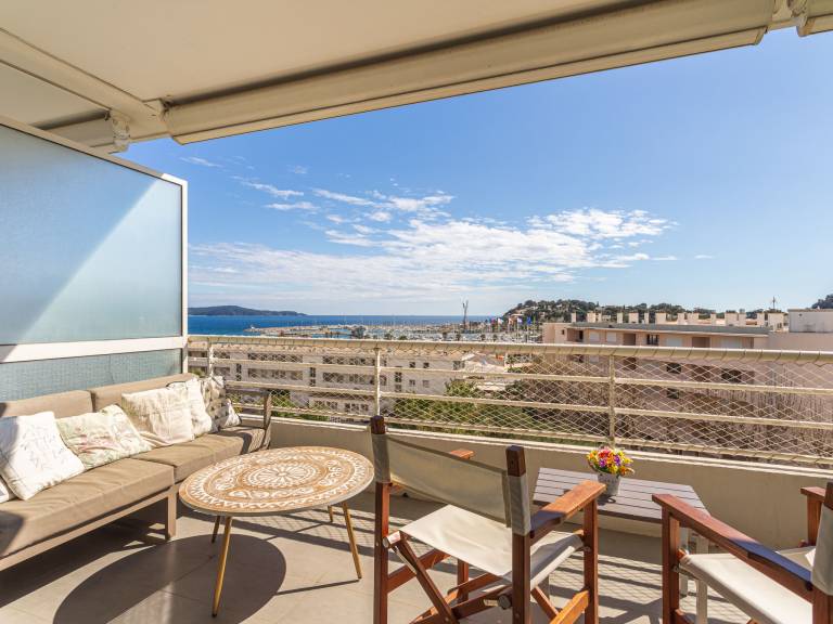 Apartment with pool & patio | Sea view — photo 5