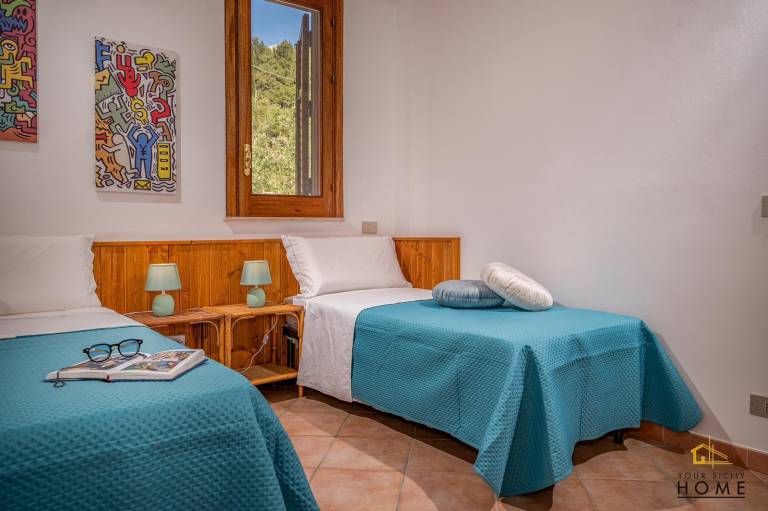 Villa with barbecue, hot tub & garden | Pets allowed — photo 5