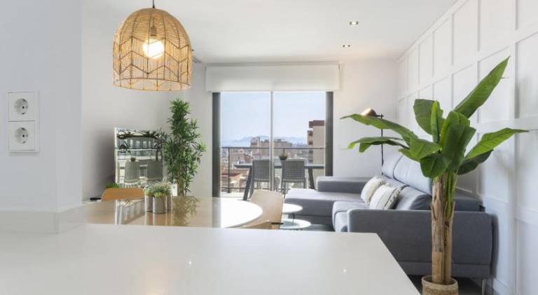 Rental apartment with terrace, pool & garden — photo 5