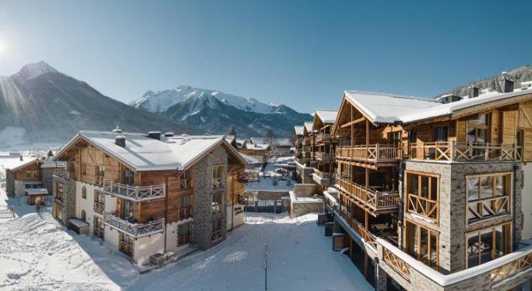 Serviced apartment with pool, sauna & patio in Bramberg am Wildkogel